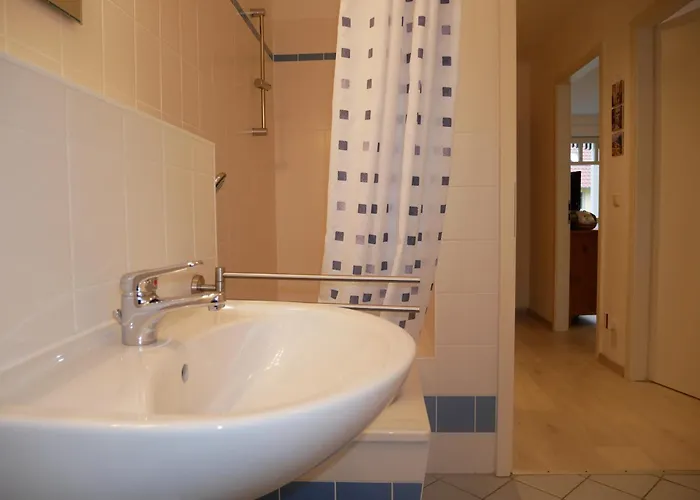 Residenz Am Buchenhain 아파트 *